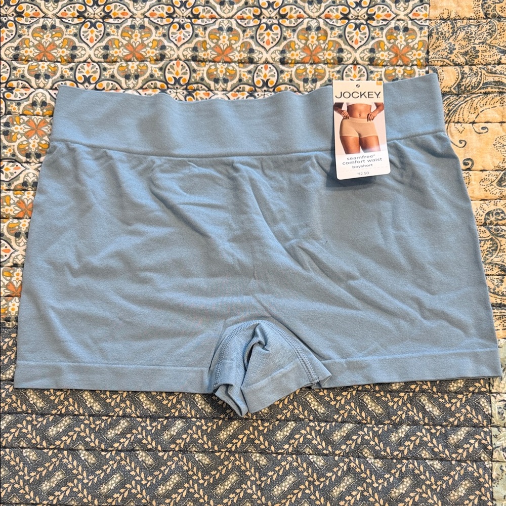 Jockey Coastline Women’s Seamfree Comfort Waist Boyshort, Lg